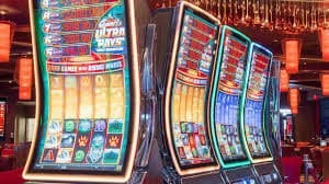 Layar utama aplikasi mega4d menampilkan taruhan sepak bola dan slot online yang dinamis